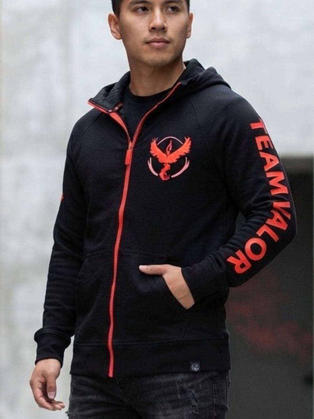 Pokémon Center Team Valor Black Red Full Zip Hoodie Jacket Adult UNISEX Medium